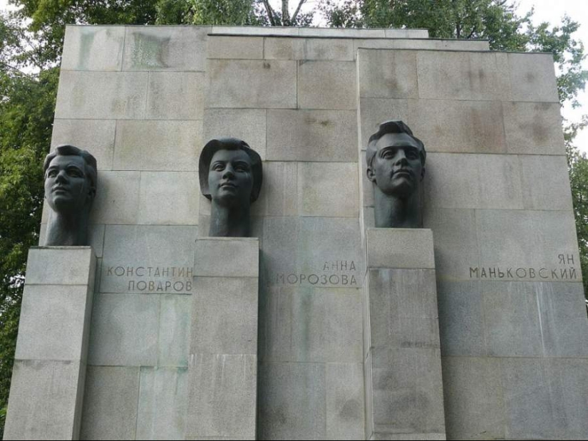 The 14 Most Beautiful Female Intelligence Officers in History