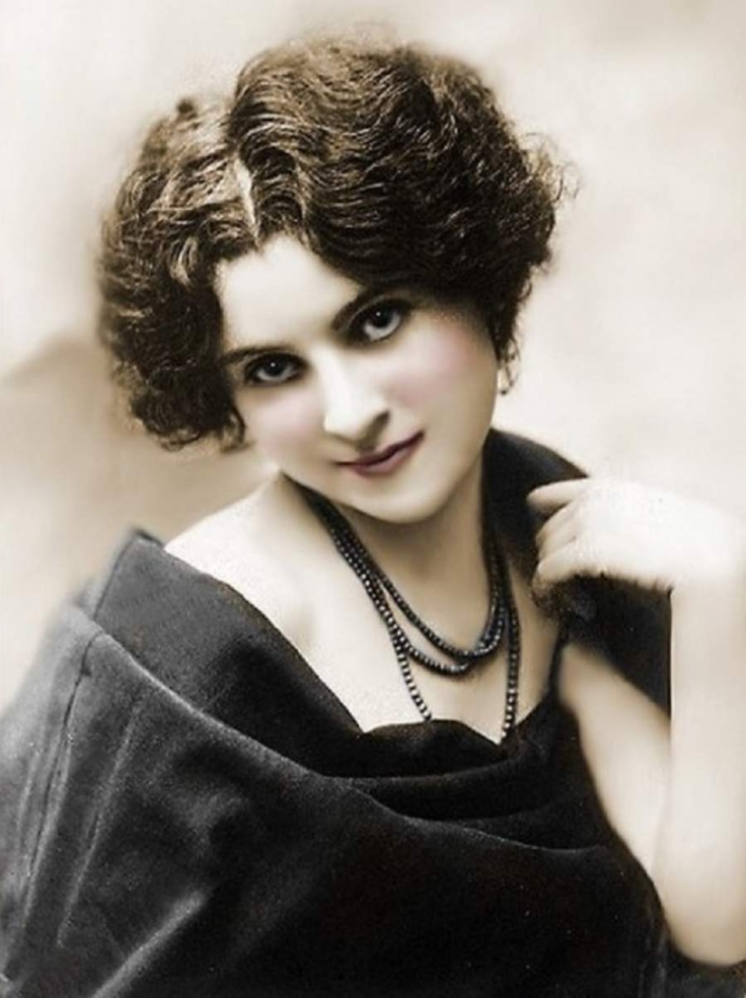 The 14 Most Beautiful Female Intelligence Officers in History