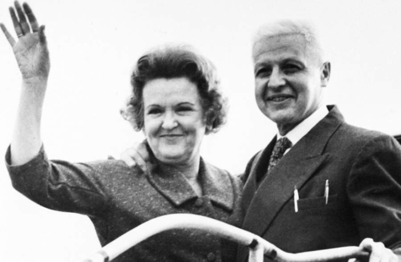 The 14 Most Beautiful Female Intelligence Officers in History