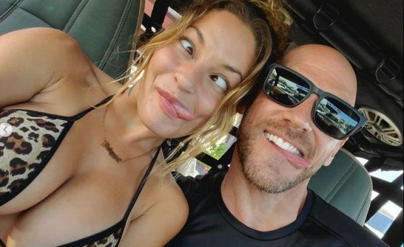 The amazing family life of the "bald from Brazzers" The amazing family life of the "bald from Brazzers"