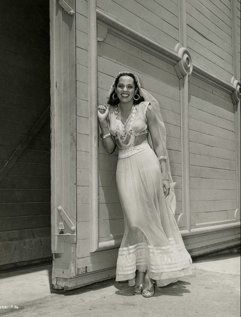 The best photos of the exotic beauty Aquanetta - the star of American cinema of the 1940s The best photos of the exotic beauty Aquanetta - the star of American cinema of the 1940s