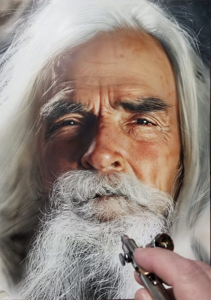 The Blurred Reality of Drew Blair-Master of photorealism in airbrushing The Blurred Reality of Drew Blair-Master of photorealism in airbrushing