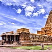 The Brahadisvara Phenomenon: An Ancient Indian Temple That Has No Analogues