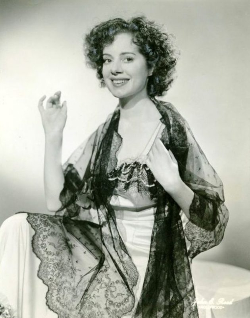 The bride of Frankenstein: the inimitable Elsa Lanchester The bride of Frankenstein: the inimitable Elsa Lanchester