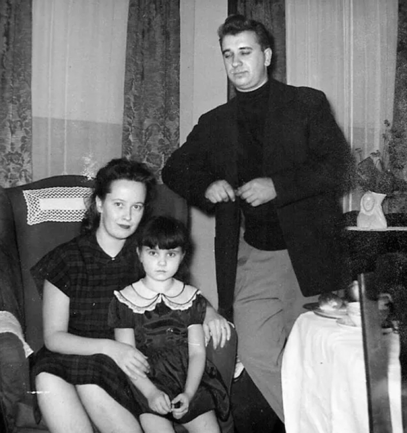 The creepy affairs of the Warrens: from the Annabelle doll to the witch Bathsheba