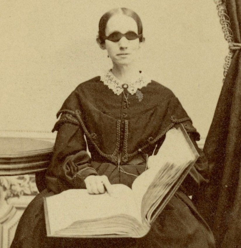 The deaf-blind girl who taught humanity to believe in miracles The deaf-blind girl who taught humanity to believe in miracles