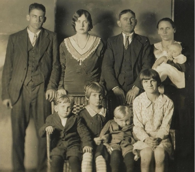 The Eerie Secret of the Lawson Family Photograph