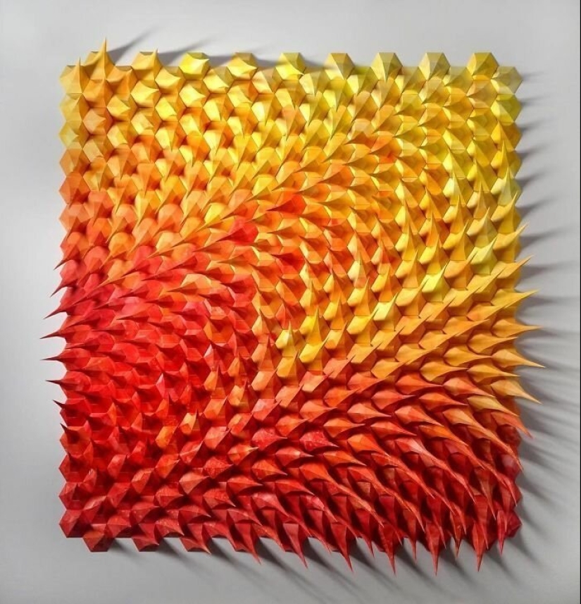 The engineer creates from paper geometric paintings and gifs, from which the eyes go crazy The engineer creates from paper geometric paintings and gifs, from which the eyes go crazy