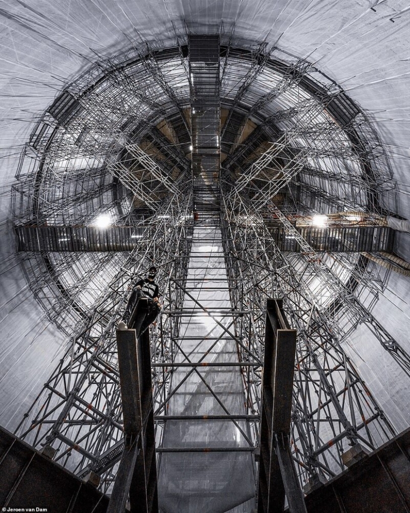 The exciting world of urban architecture with unexpected perspectives