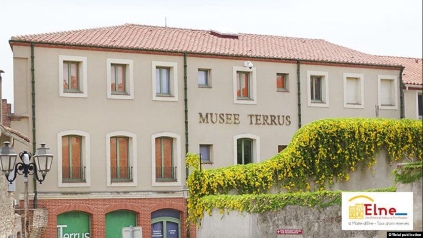 The high art of scams: 9 of the loudest scandals about fakes of world masterpieces The high art of scams: 9 of the loudest scandals about fakes of world masterpieces