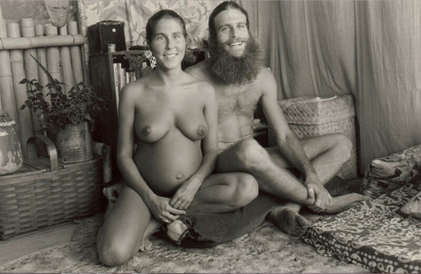 The hippie camp Taylor camp — a utopian place with no worries, evil and clothing