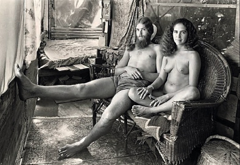 The hippie camp Taylor camp — a utopian place with no worries, evil and clothing