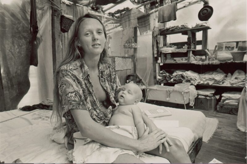 The hippie camp Taylor camp — a utopian place with no worries, evil and clothing