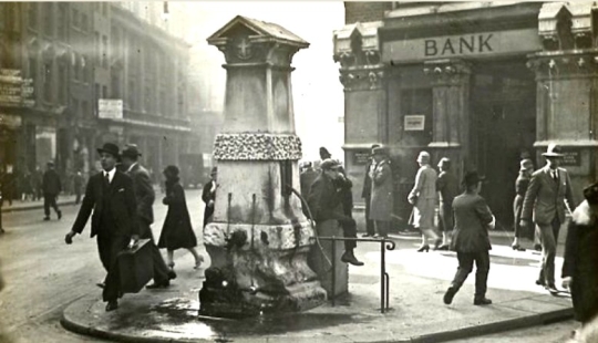 The Horrific Story of London's 'Death Pump' That Poisoned Thousands of Citizens The Horrific Story of London's 'Death Pump' That Poisoned Thousands of Citizens