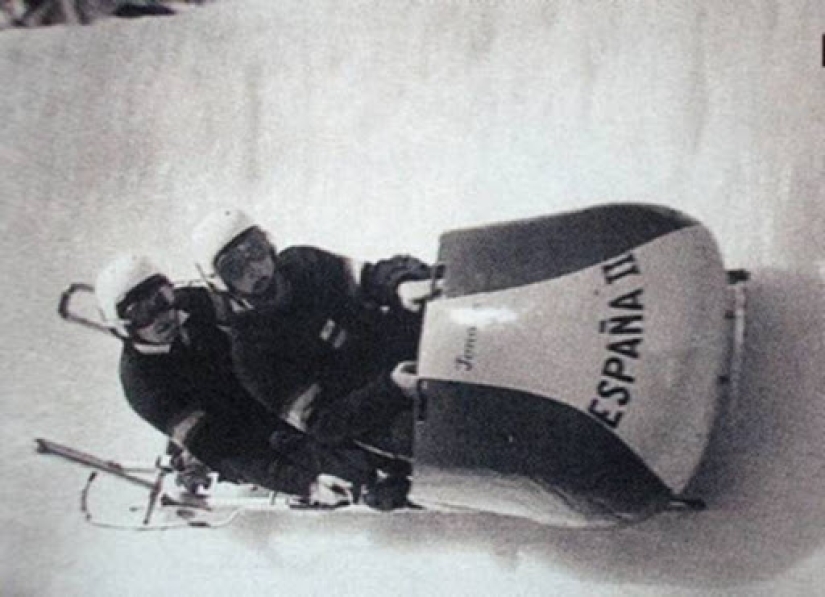 The Kiss of Death, or The story of one photo taken minutes before the tragedy The Kiss of Death, or The story of one photo taken minutes before the tragedy