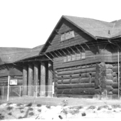 The largest hut in the world was not built in Russia