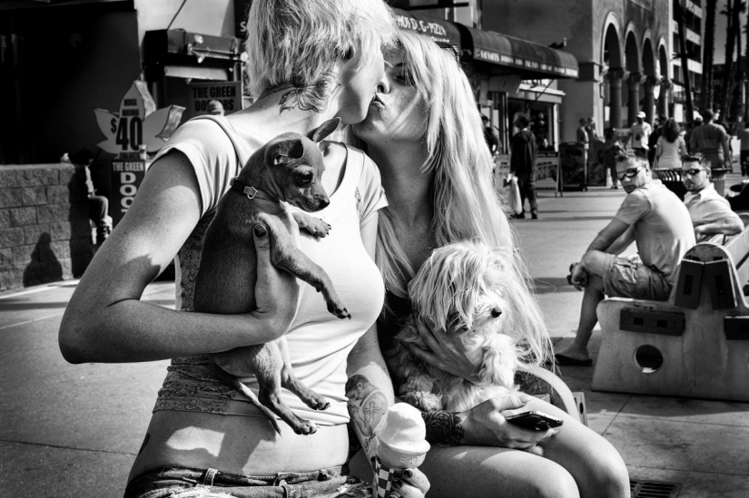 The last days of Bohemian paradise: crazy Venice beach in the lens of an Israeli photographer The last days of Bohemian paradise: crazy Venice beach in the lens of an Israeli photographer