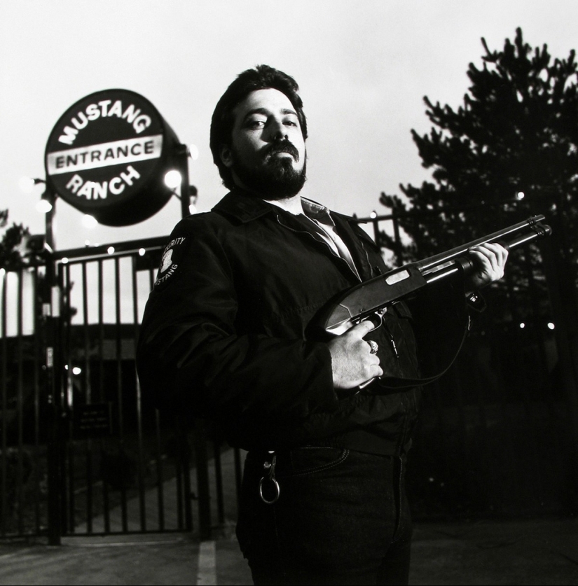 The legendary brothel "Mustang" in Nevada in pictures by Norman Mauskopf The legendary brothel "Mustang" in Nevada in pictures by Norman Mauskopf