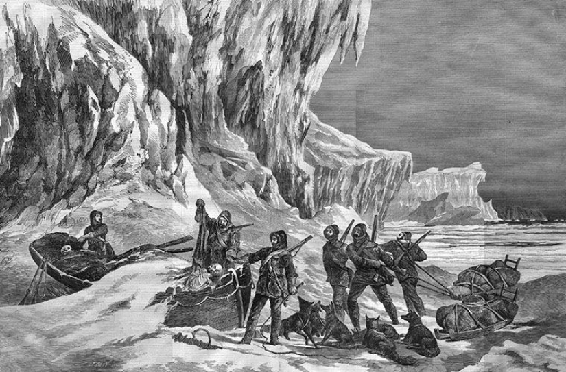 The lost expedition: what happened to the travel time of Columbus and Maclay