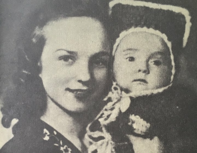 "The main thing is not to die in men's underwear»: how women survived and coped with everyday life during the war "The main thing is not to die in men's underwear»: how women survived and coped with everyday life during the war