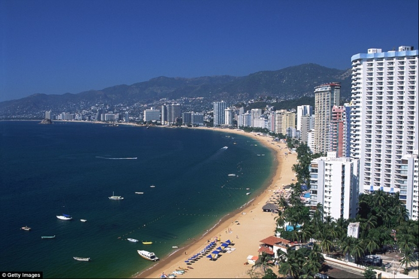 The Mexican Riviera of the 1950s, when Acapulco was not yet the fiefdom of drug dealers The Mexican Riviera of the 1950s, when Acapulco was not yet the fiefdom of drug dealers