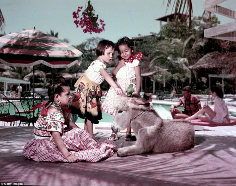 The Mexican Riviera of the 1950s, when Acapulco was not yet the fiefdom of drug dealers The Mexican Riviera of the 1950s, when Acapulco was not yet the fiefdom of drug dealers