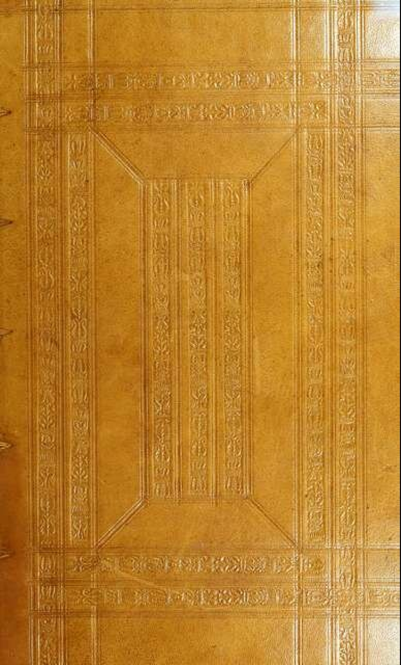 The most famous books bound in human skin The most famous books bound in human skin