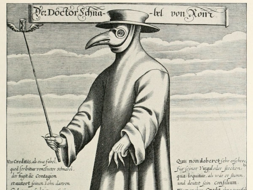 The most frightening, unusual and sinister uniform in history The most frightening, unusual and sinister uniform in history