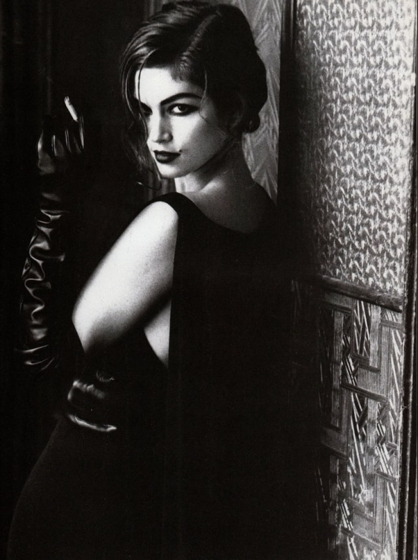 The mystery of femininity in erotic photographs by Ellen von Unwerth The mystery of femininity in erotic photographs by Ellen von Unwerth