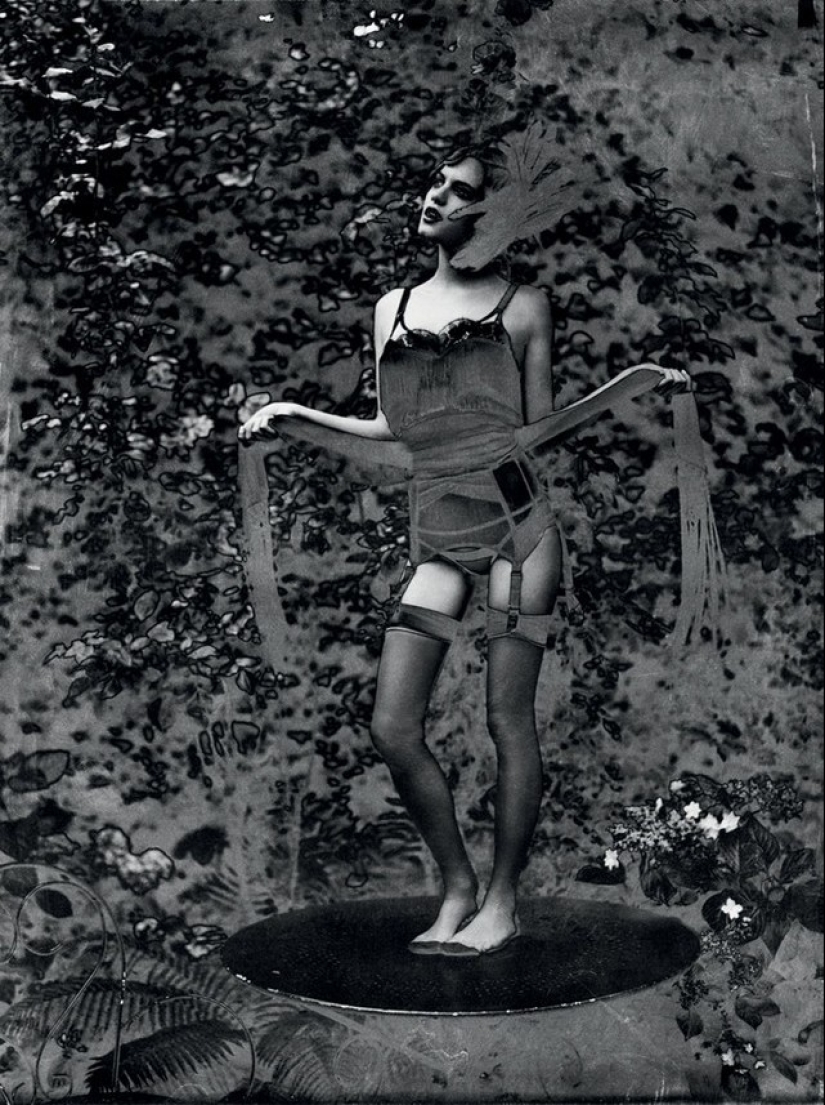 The mystery of femininity in erotic photographs by Ellen von Unwerth The mystery of femininity in erotic photographs by Ellen von Unwerth