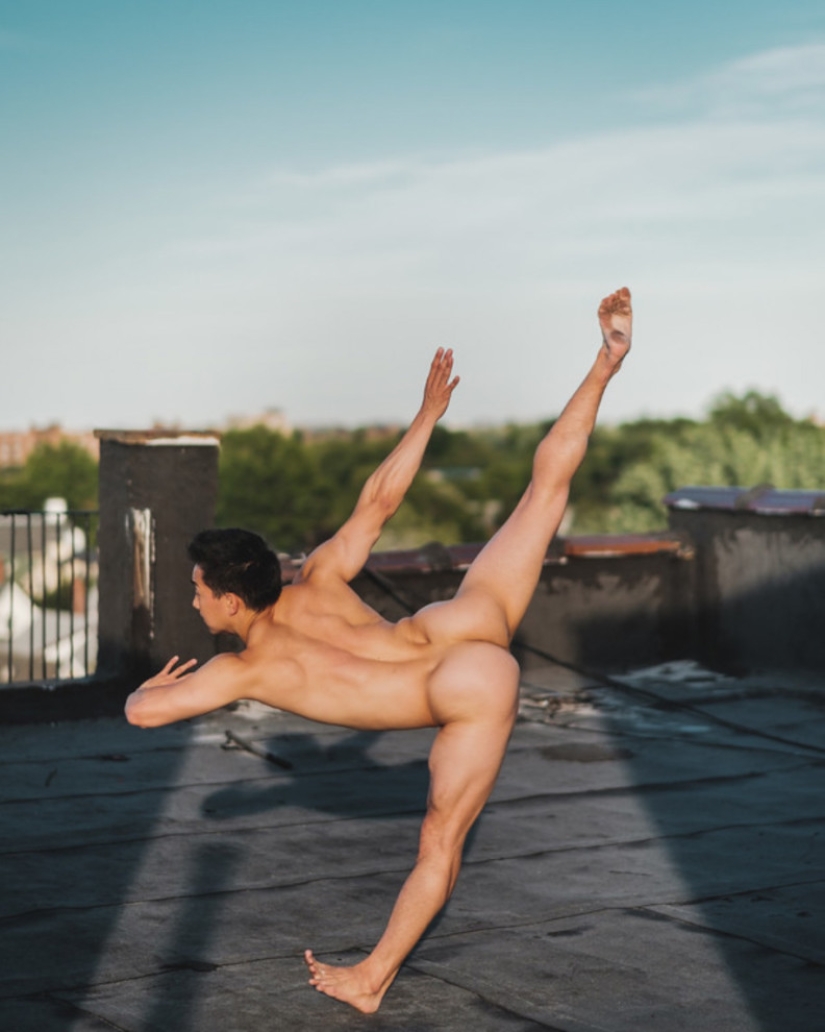 The naked truth: 11 artists tell you why I agreed to dance naked on the rooftops of new York The naked truth: 11 artists tell you why I agreed to dance naked on the rooftops of new York
