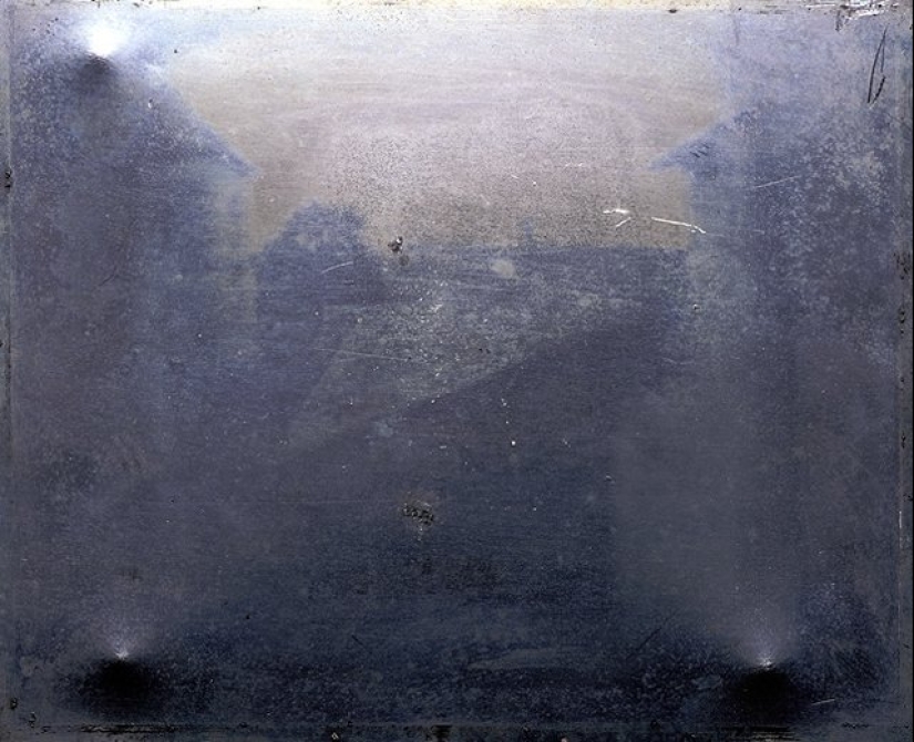 The oldest photos of their kind: from the first daguerreotype to the first Instagram post The oldest photos of their kind: from the first daguerreotype to the first Instagram post