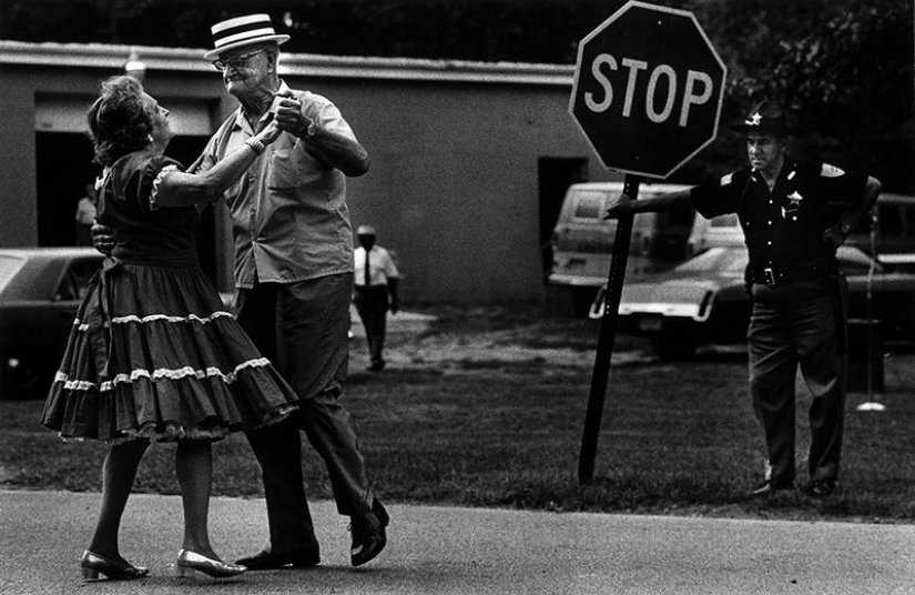 The other America through the lens of Arthur Pollock