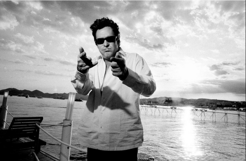 The Other Side of the Beautiful Gérard Ufères: Behind the Scenes of Theaters, Museum Masterpieces, and Their Connoisseurs