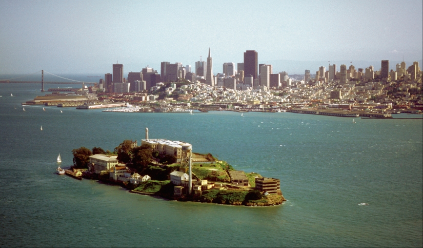 The place where Al Capone was broken: legends and horrors of Alcatraz