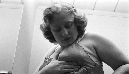 The plague of overweight: a LIFE story about weight loss American women Dorothy