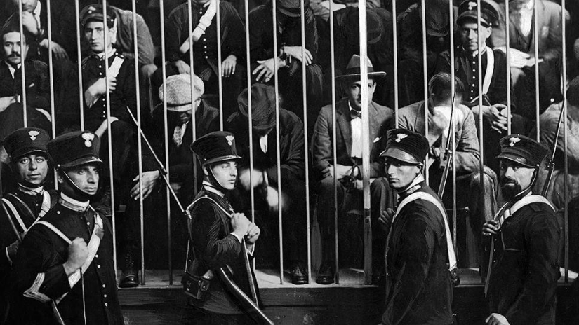 The Sicilian Mafia: How the Demand for Lemons Gave Birth to the World's Most Powerful Criminal Organization The Sicilian Mafia: How the Demand for Lemons Gave Birth to the World's Most Powerful Criminal Organization