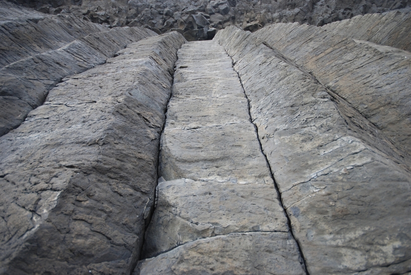 The Singing cave of Fingal