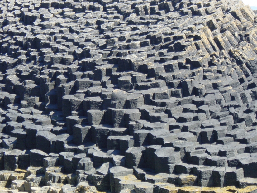 The Singing cave of Fingal