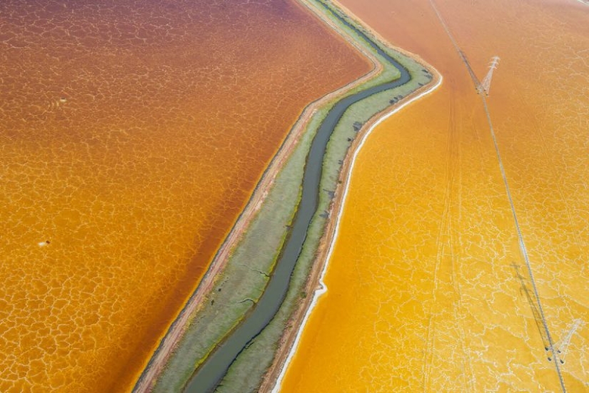 The source of life: the relationship of mankind and water on the aerial photographs by Jason Hawkes
