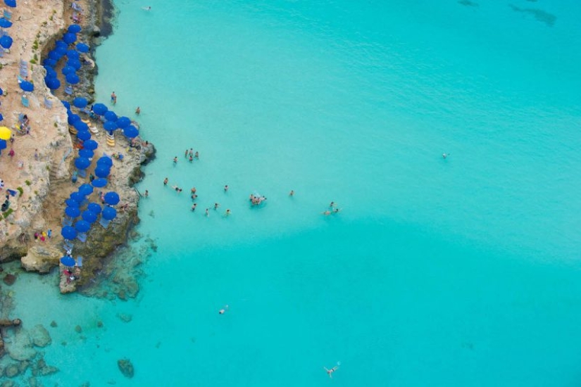 The source of life: the relationship of mankind and water on the aerial photographs by Jason Hawkes
