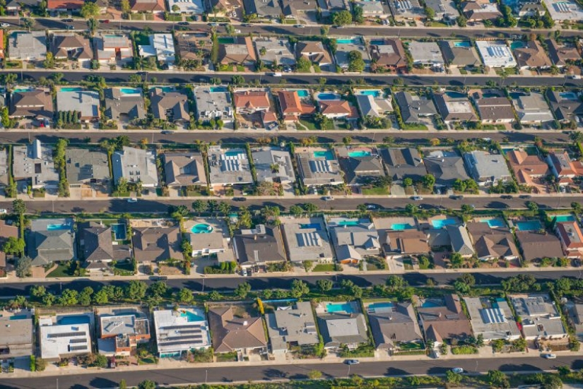 The source of life: the relationship of mankind and water on the aerial photographs by Jason Hawkes