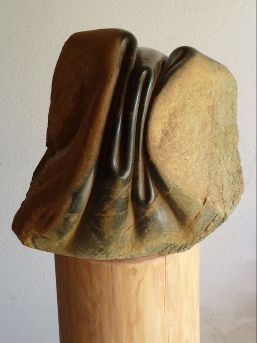 The Spaniard has mastered the art of crushing stones The Spaniard has mastered the art of crushing stones