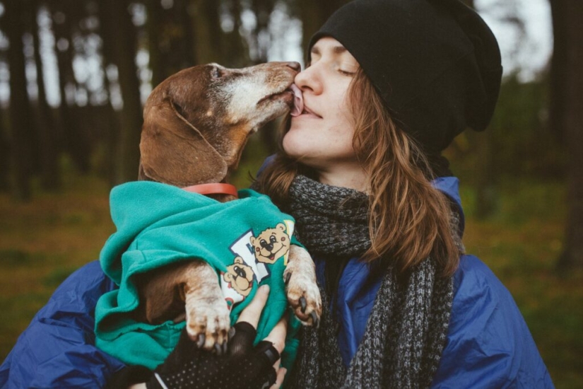 The story of Anna Smolina, who cycled across half the country with her dog