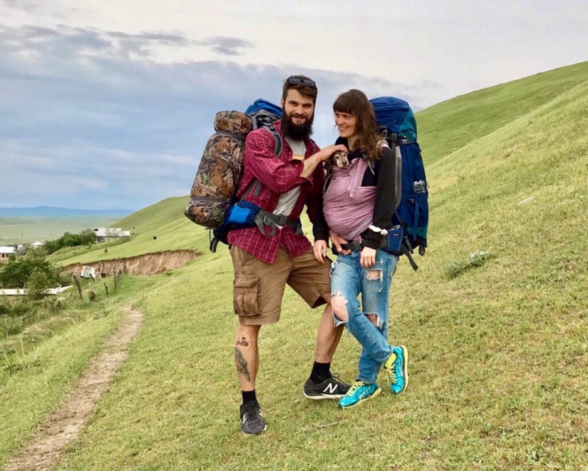 The story of Anna Smolina, who cycled across half the country with her dog