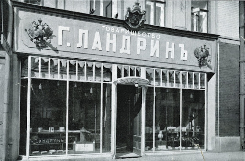 The Story of the Cockerel on a Stick and His "Relatives" Who Are Older Than You Think