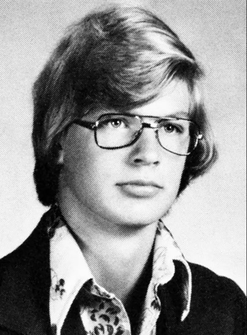 The Story of the "Milwaukee Cannibal" Jeffrey Dahmer The Story of the "Milwaukee Cannibal" Jeffrey Dahmer