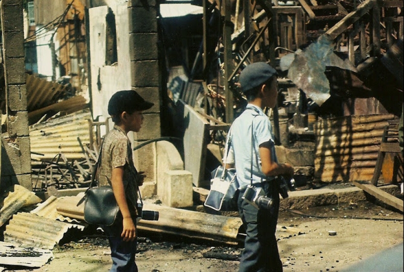 The story of Vietnam's youngest photojournalist - 12-year-old Lo Man Hung
