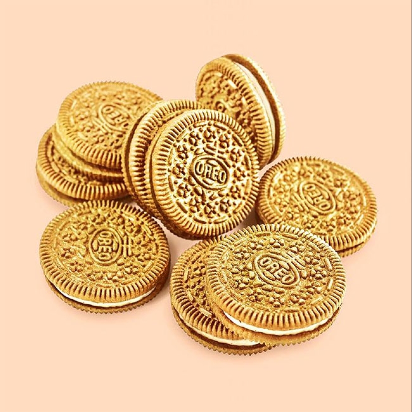 The surreal side of ordinary objects in the collages of the Mexican Paul Fuentes