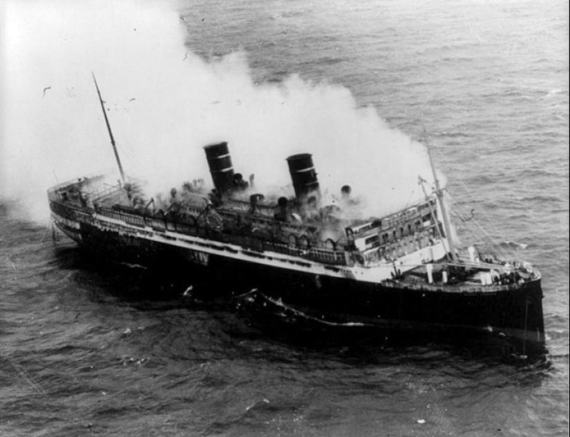 The tragedy of Morro Castle is a disaster on a liner, arranged by a national hero of the USA
